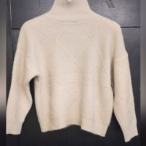 Cozy Cream Turtleneck Sweater Womens Size Small/Medium